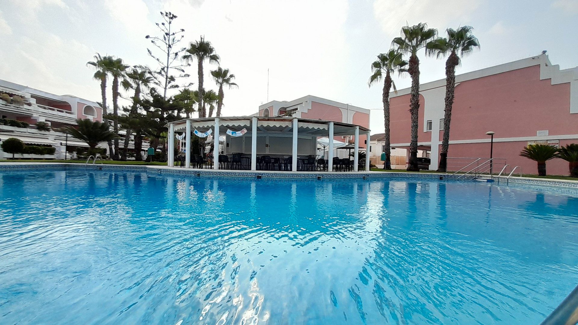 Piscina de Apartament en venda en Mazarrón amb Moblat i Piscina comunitària