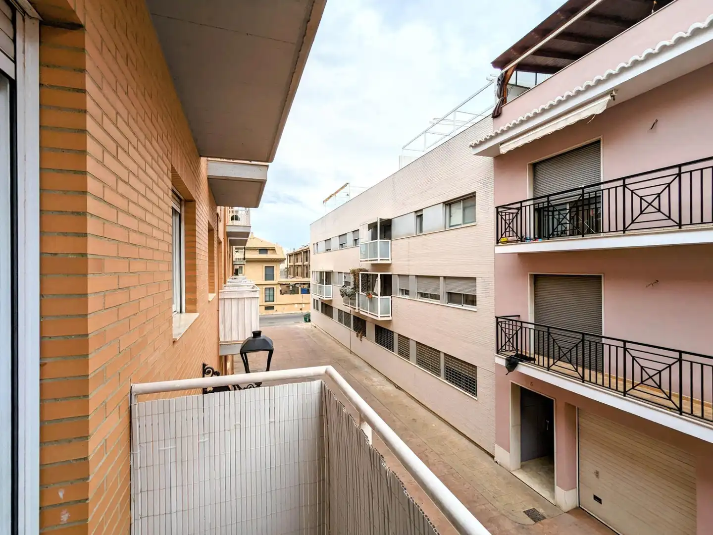 Vista exterior de Piso de alquiler en Rafelbuñol / Rafelbunyol con Aire acondicionado, Calefacción y Amueblado