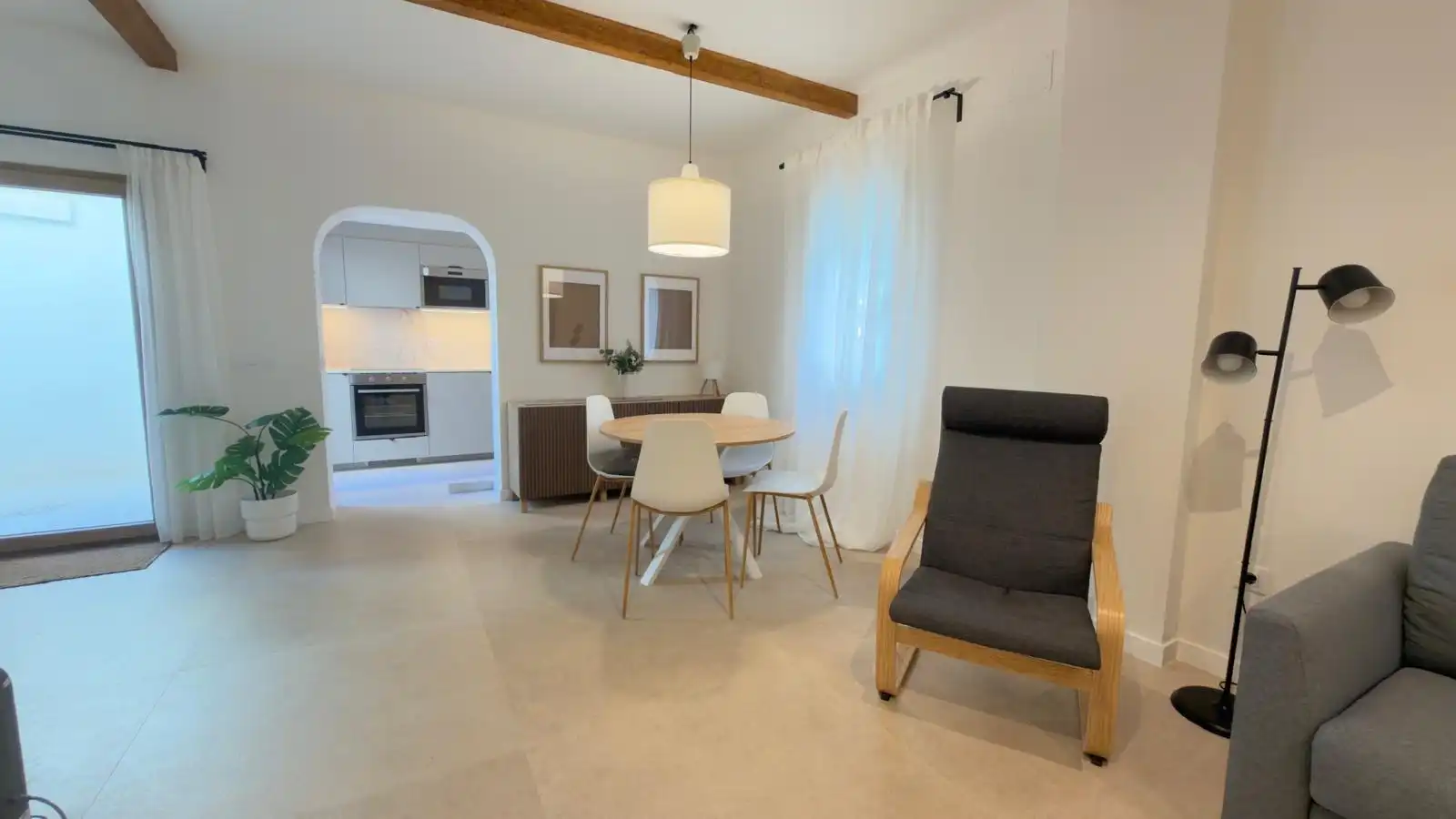 Dining room of Houses for sale in Alaquàs  with Air Conditioner, Terrace and Furnished