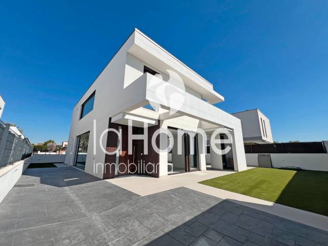 Casa-chalet en Venta en El Carme - Sant Agustí - Bonavista
