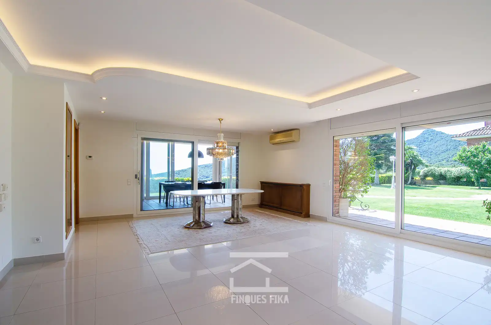 Comedor de Casa o chalet de alquiler con opción a compra en Argentona con Calefacción, Jardín privado y Terraza