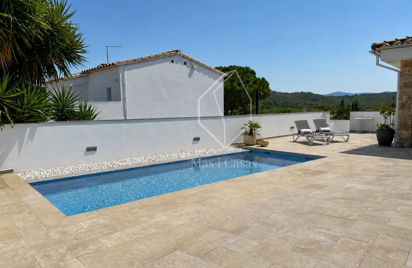 House with terrace for sale in Carrer Vall d'Aran 44, imagen 3