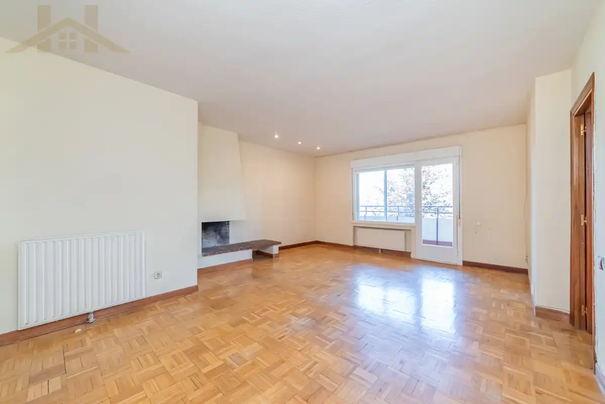 Sala de estar de Piso en venta en Colmenar Viejo con Terraza, Trastero y Amueblado