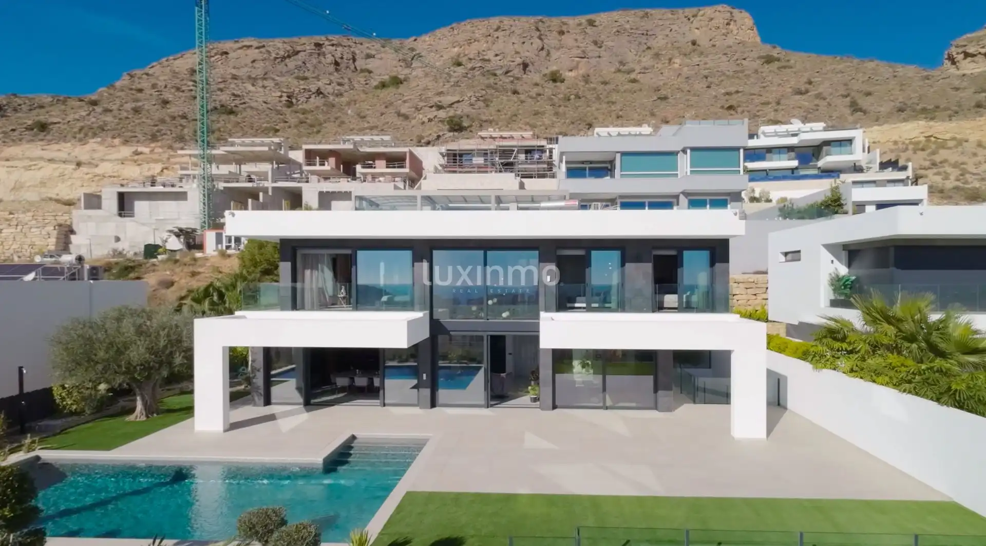 Villa avec piscine à vendre à Golf Bahía, imagen 4