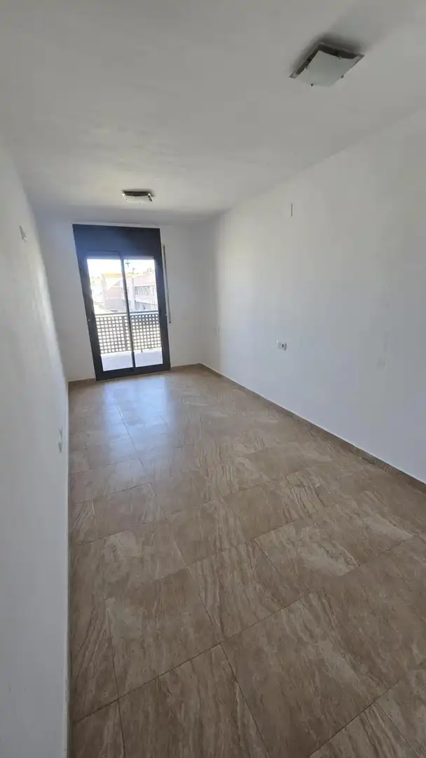 Apartament en venda a Mestre Felix Gracia, Deltebre