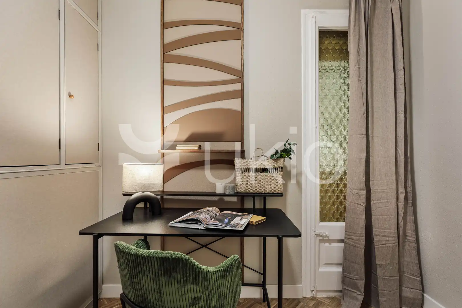 Habitación de Apartamento de alquiler en Barcelona con Aire acondicionado, Calefacción y Amueblado