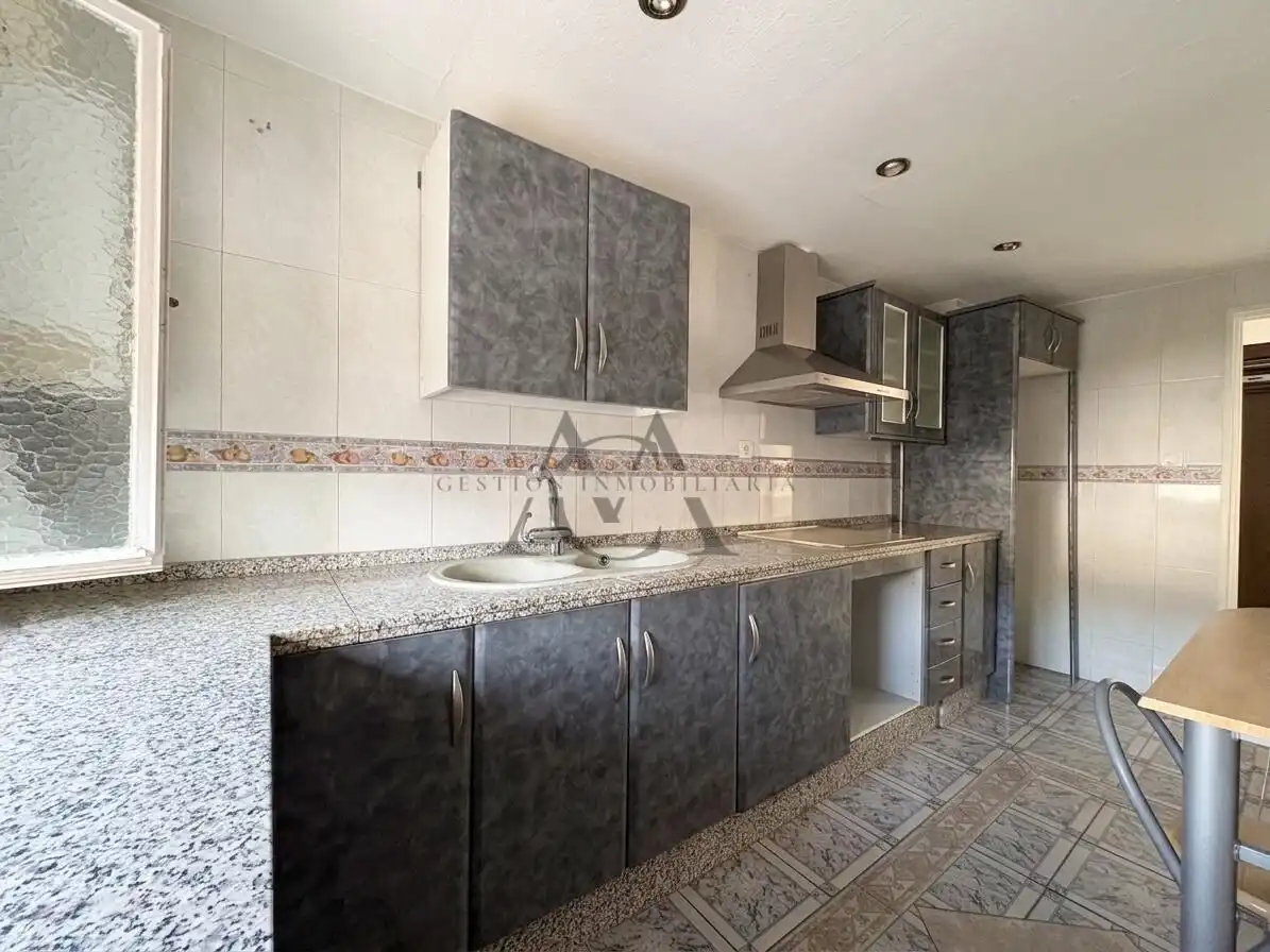 Piso en venta en Poleares