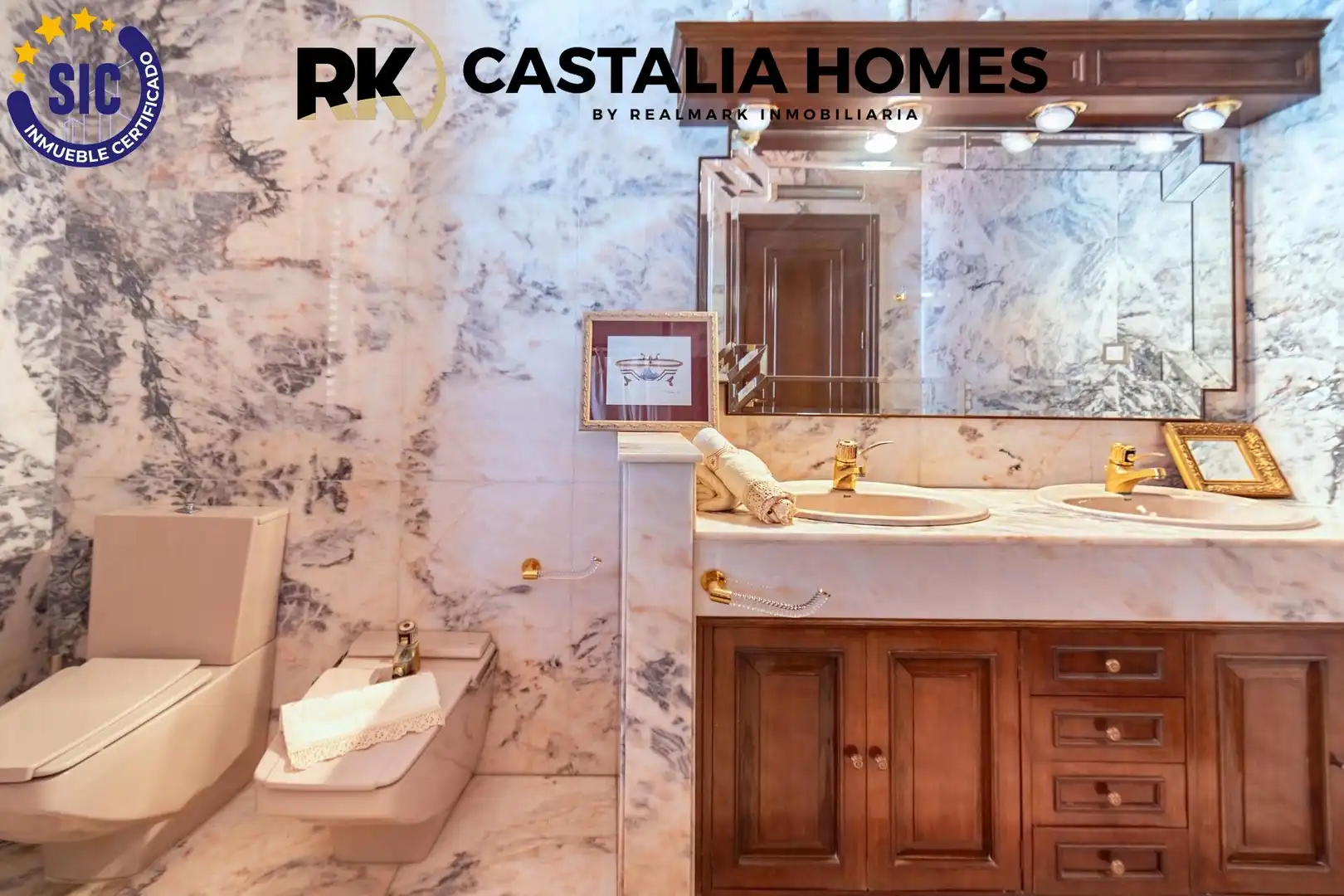 Baño de Casa o chalet en venta en Castellón de la Plana / Castelló de la Plana con Calefacción, Jardín privado y Parquet