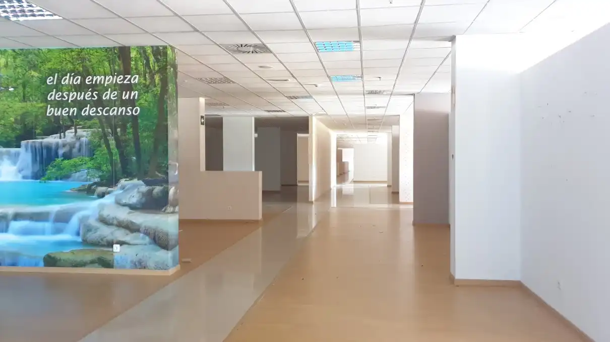 Business premises for sale in C.C. Monte Balado, Brión., imagen 7