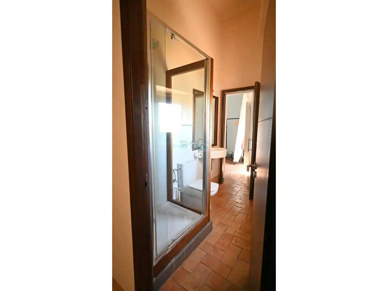 Badezimmer von Country house zur Miete in Vilademuls mit Klimaanlage, Heizung und Privatgarten