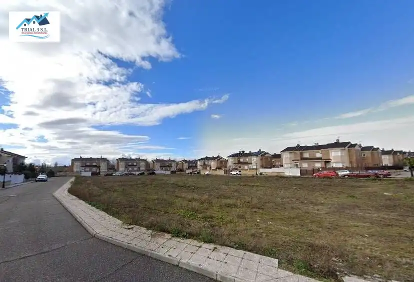 Casa con piscina en venta en Calle de Valencia, imagen 2