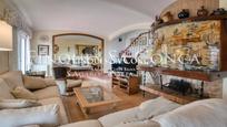 Sala d'estar de Casa o xalet en venda en Castell-Platja d'Aro amb Aire condicionat, Calefacció i Terrassa