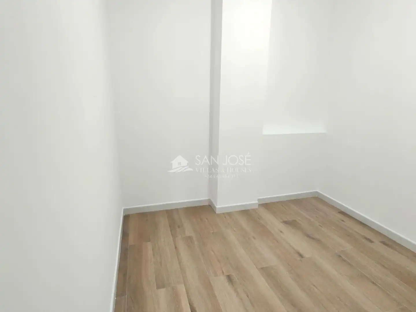 Schlafzimmer von Wohnung zum Verkauf in Aspe mit Klimaanlage und Heizung