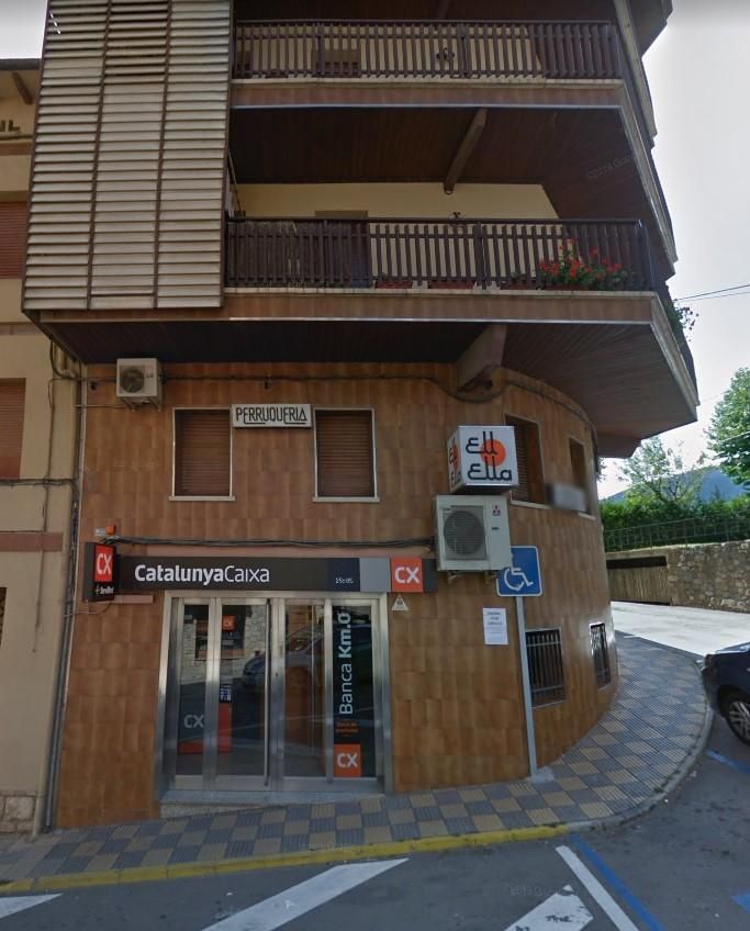 Vista exterior de Local en venda en Sant Llorenç de Morunys