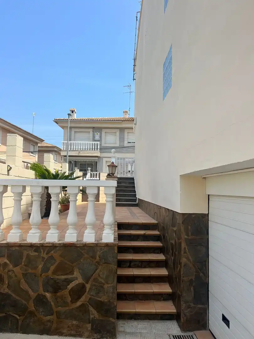 Vista exterior de Casa o chalet en venta en Sueca con Aire acondicionado, Terraza y Trastero
