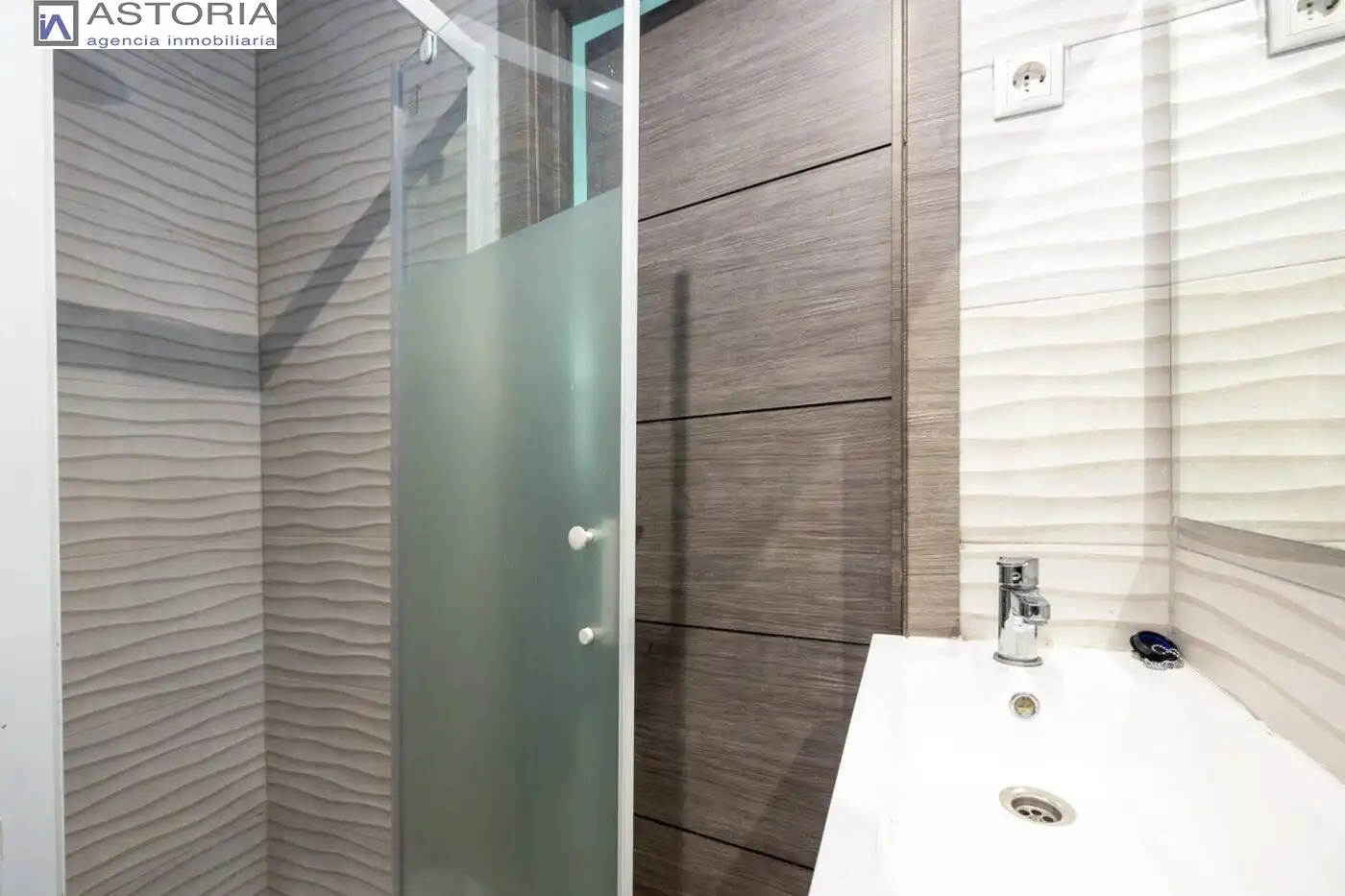 Piso con terraza en venta en Calle PEDRO ANTONIO DE ALARCON 81, imagen 11