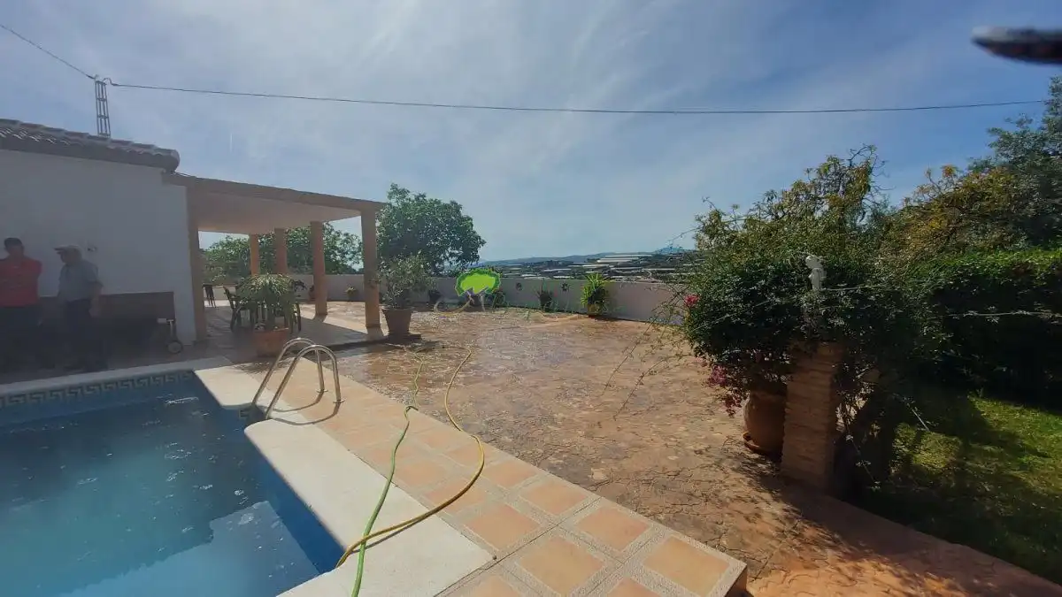 Jardí de Finca rústica de lloguer en Algarrobo amb Terrassa, Traster i Moblat