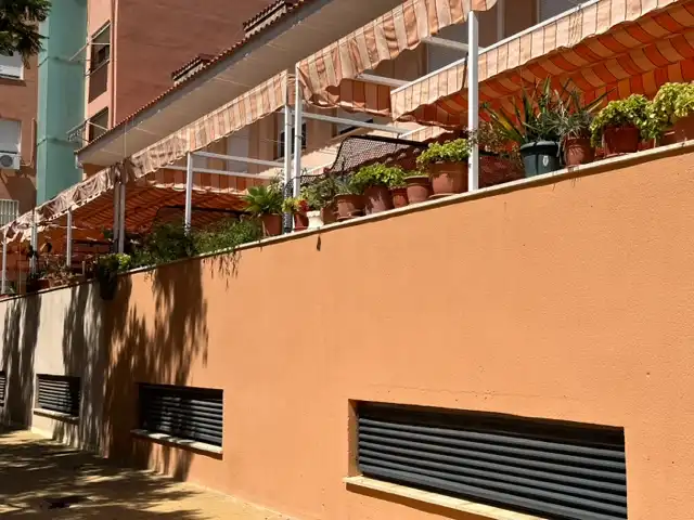 Terraza de Casa adosada en venta en Huelva con Aire acondicionado, Calefacción y Jardín privado