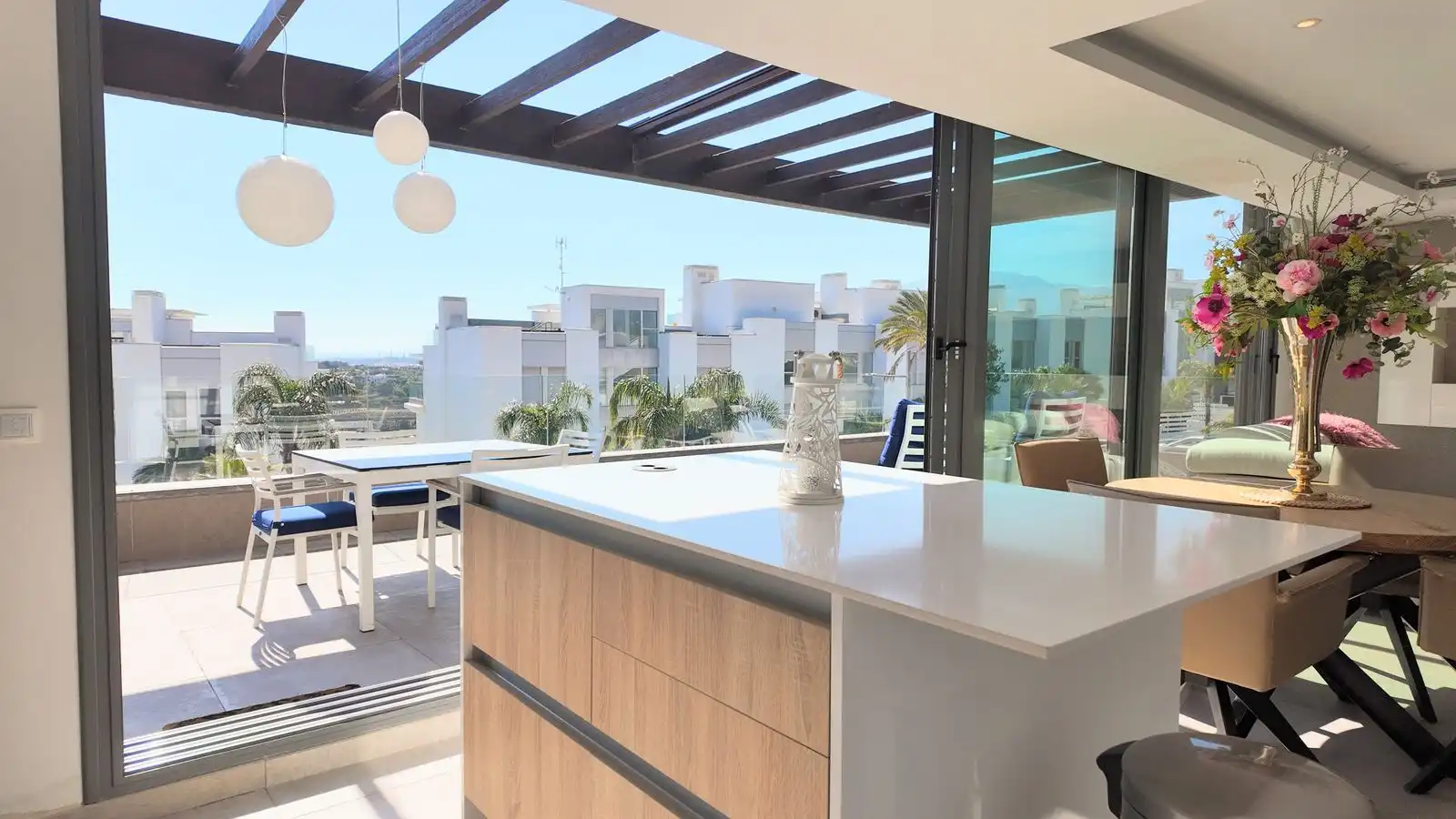 Apartamento con terraza en venta en Calle Casa de la Paz 1, imagen 2