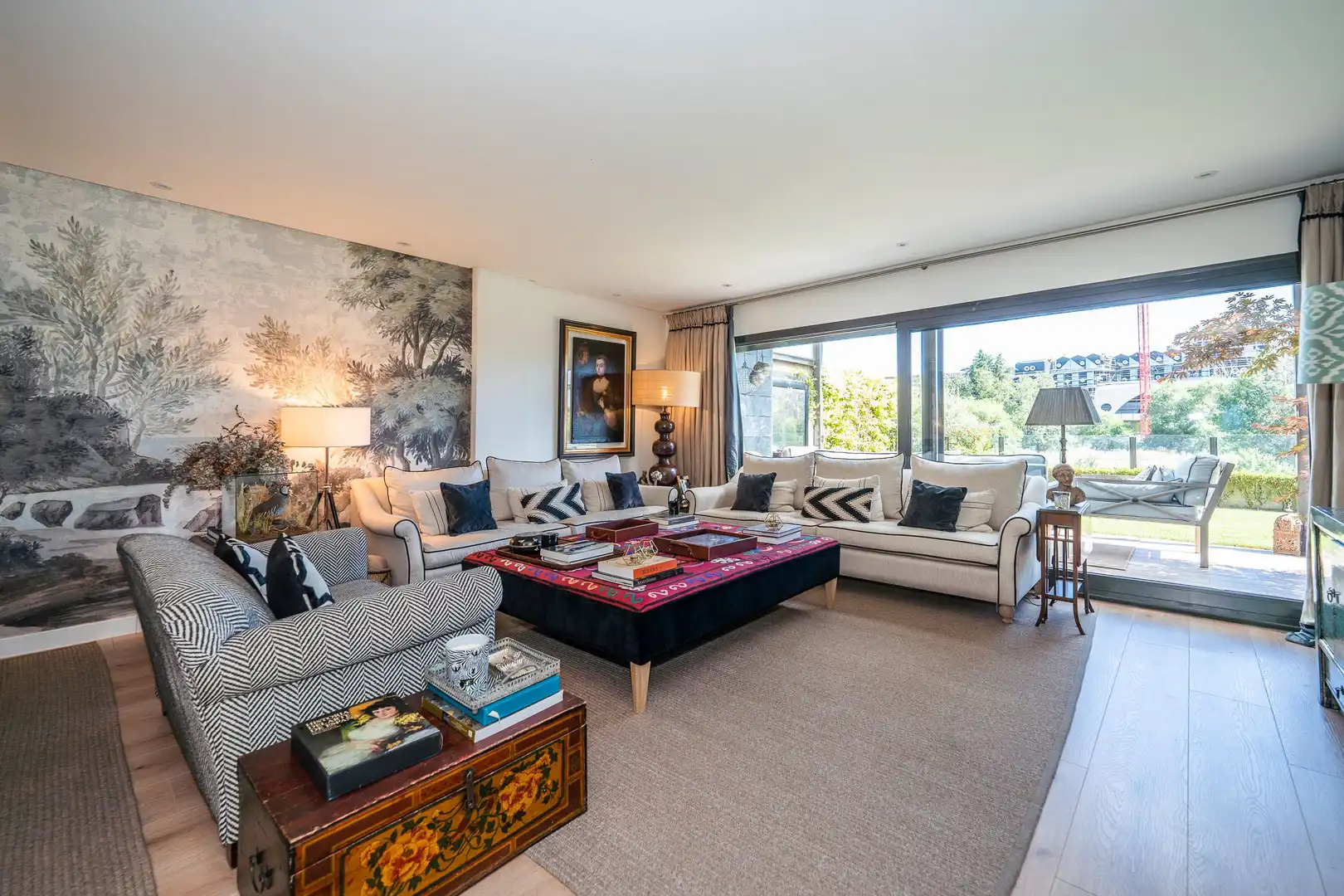 Living room of Flat for sale in La Moraleja  with Air Conditioner, Heating and Private garden