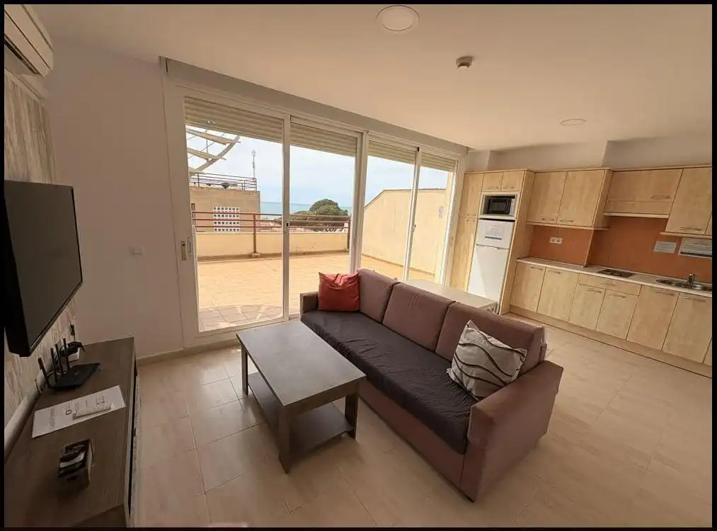 Sala de estar de Ático en venta en Barbate con Aire acondicionado, Terraza y Piscina comunitaria