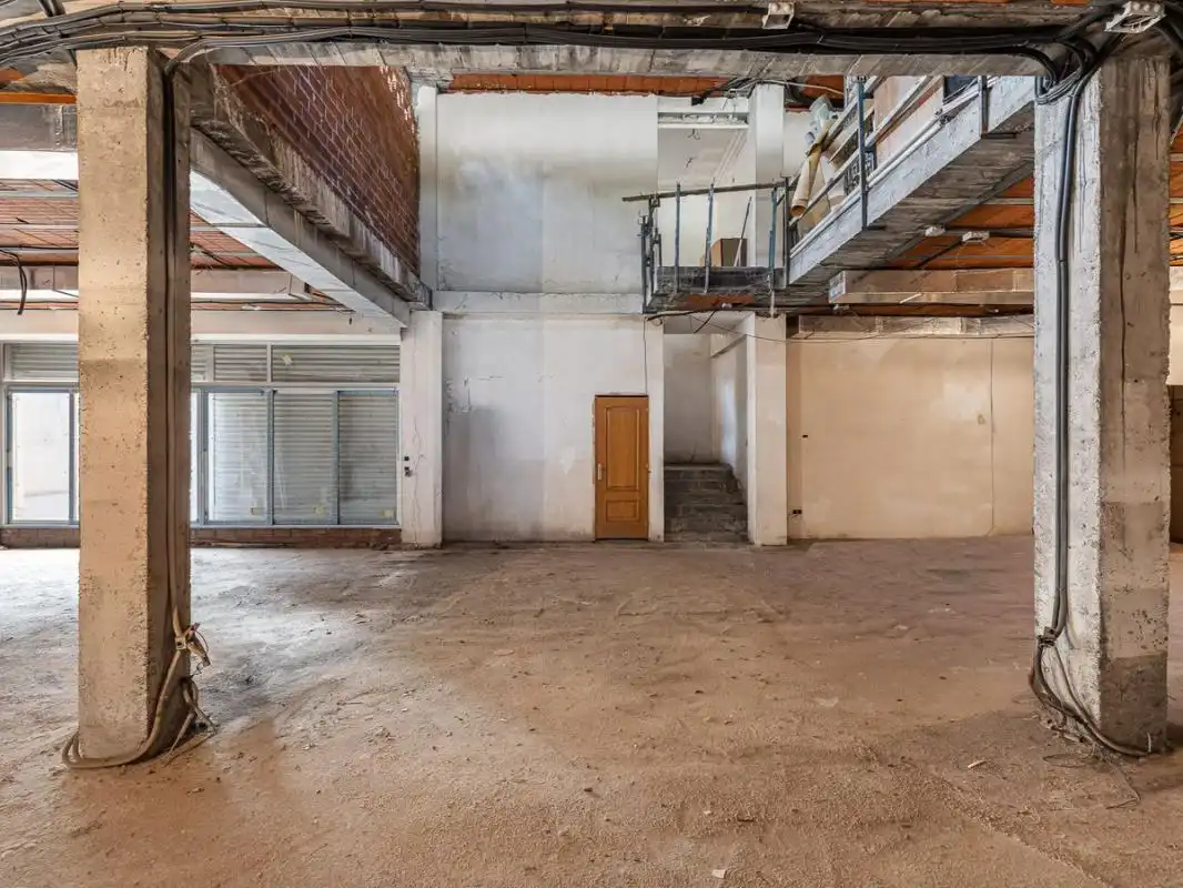 Commercial properties for sale in Coslada  with Heating and Terrace