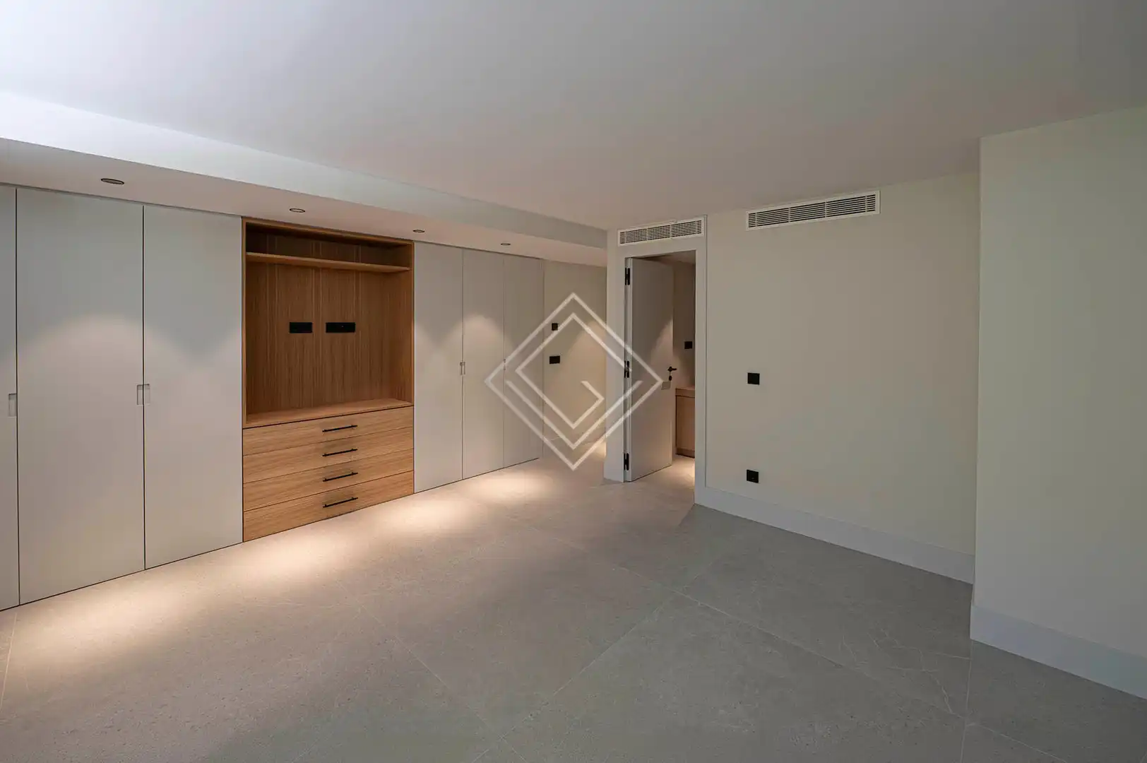 Chalet con piscina en venta en Milla de Oro, imagen 103