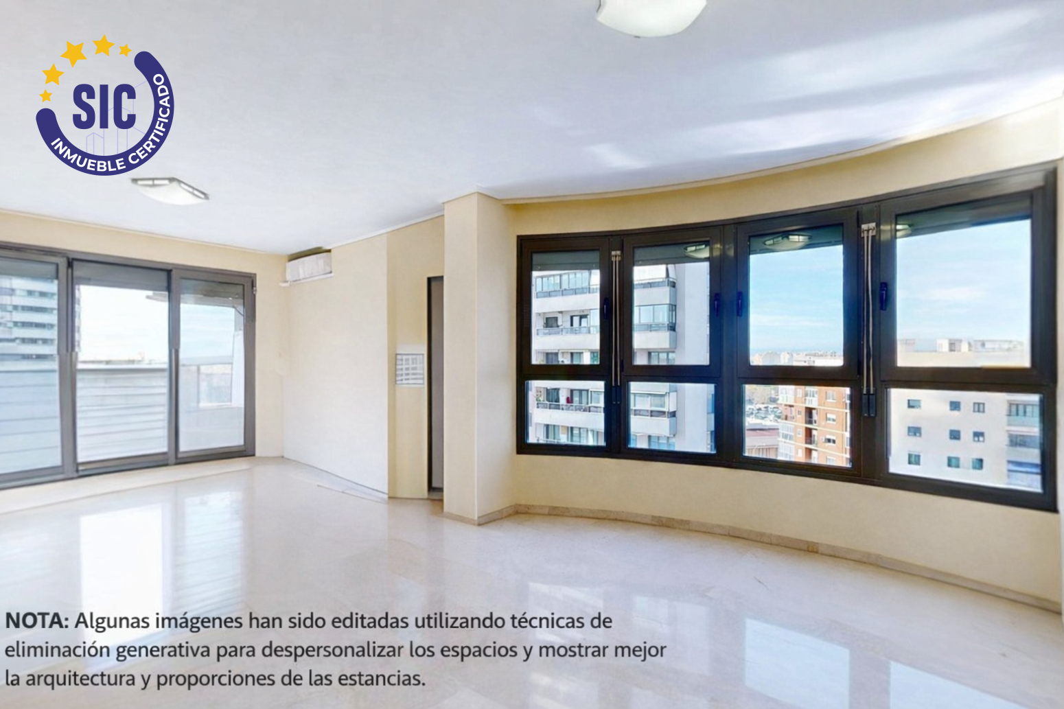 Exterior view of Flat for sale in  Valencia Capital  with Air Conditioner, Heating and Private garden