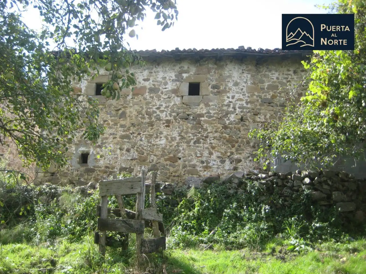 Vista exterior de Finca rústica en venta en Soba con Jardín privado