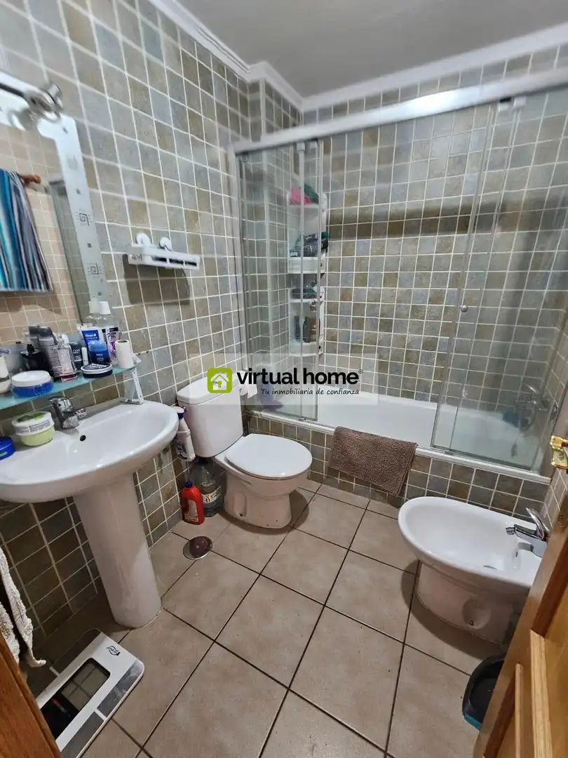 Bathroom of Flat for sale in Benimantell  with Air Conditioner, Terrace and Furnished