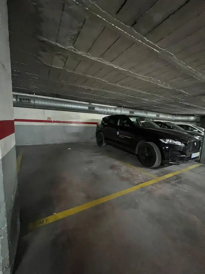 Parking of Garage for sale in Manresa