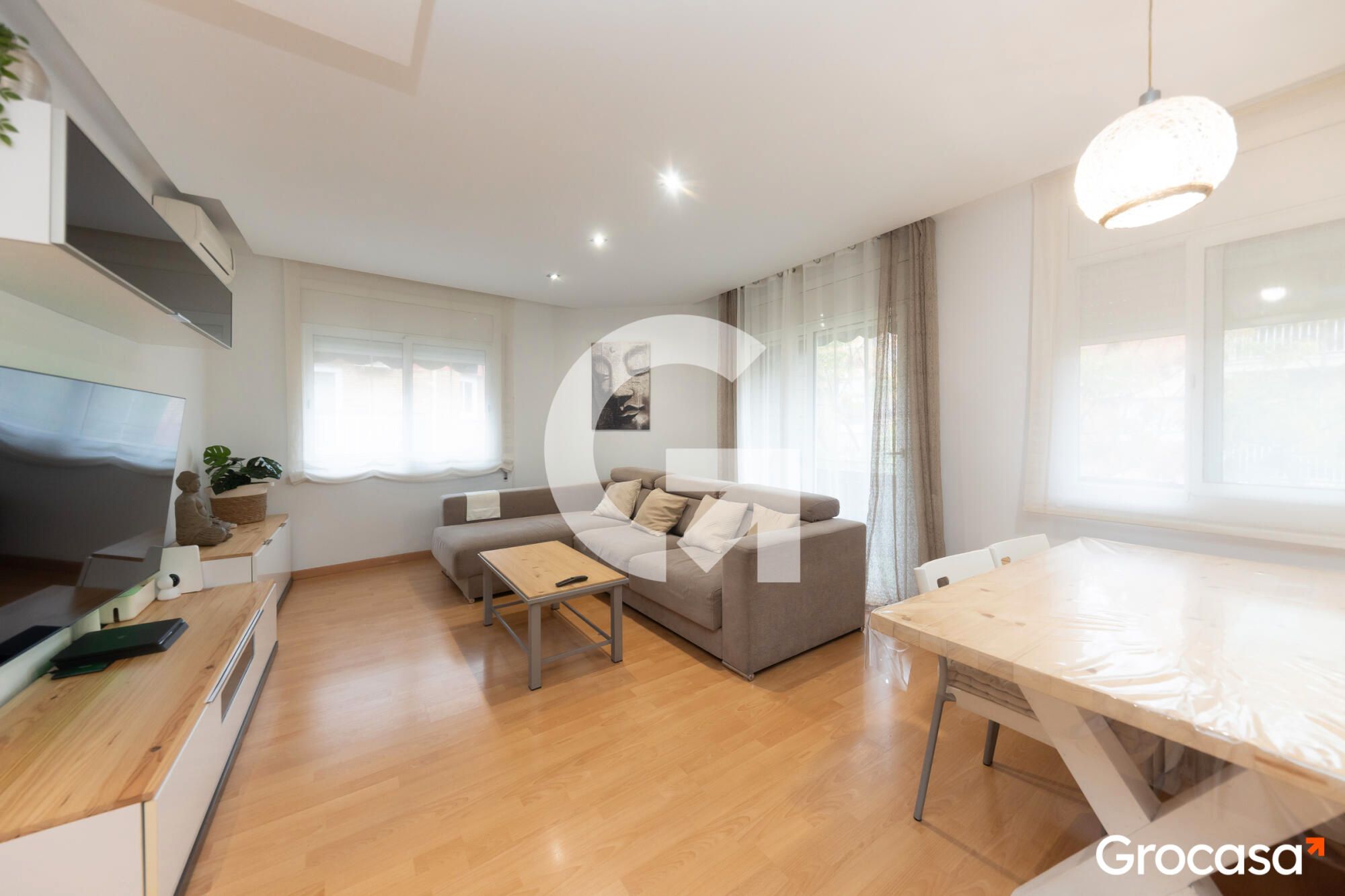 Sala d'estar de Pis en venda en Viladecans amb Aire condicionat, Forn i Balcó