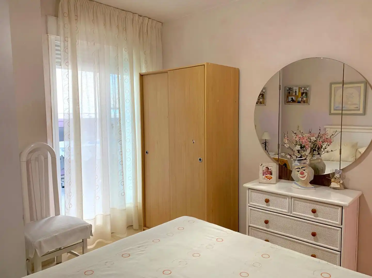Schlafzimmer von Dachboden zum Verkauf in Benidorm mit Klimaanlage, Heizung und Terrasse