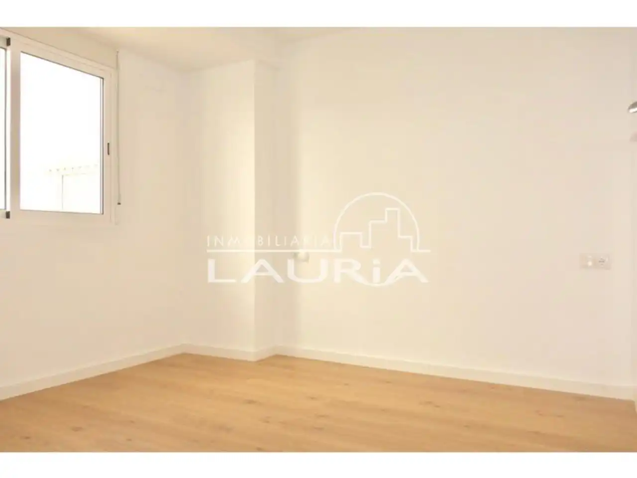 Habitación de Piso de alquiler en Valencia con Aire acondicionado y Terraza