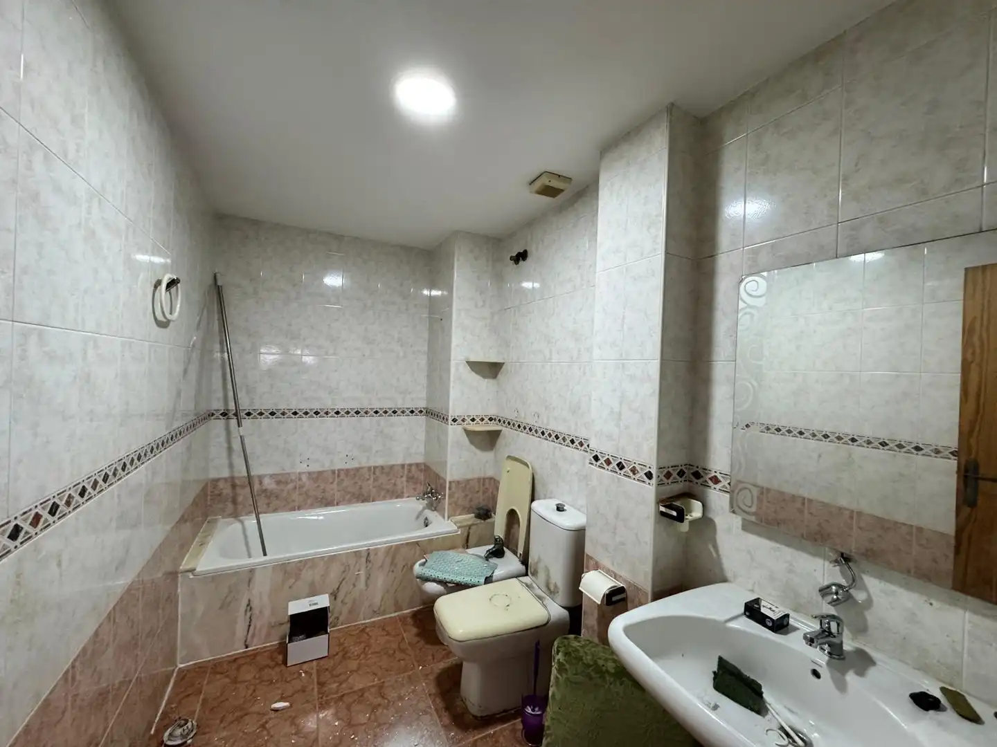 Bathroom of Flat for rent in Albalat dels Sorells  with Balcony