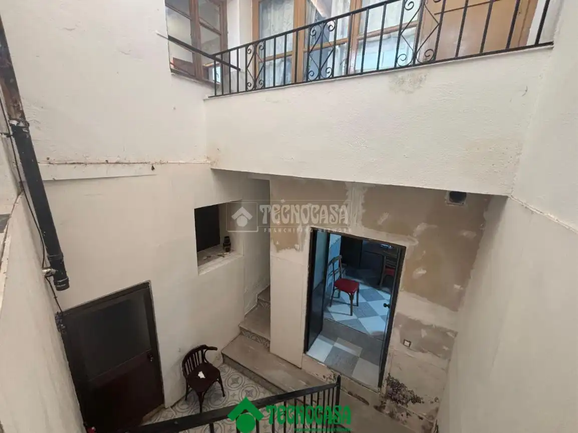 Casa adosada en venda en Montoro amb Aire condicionat