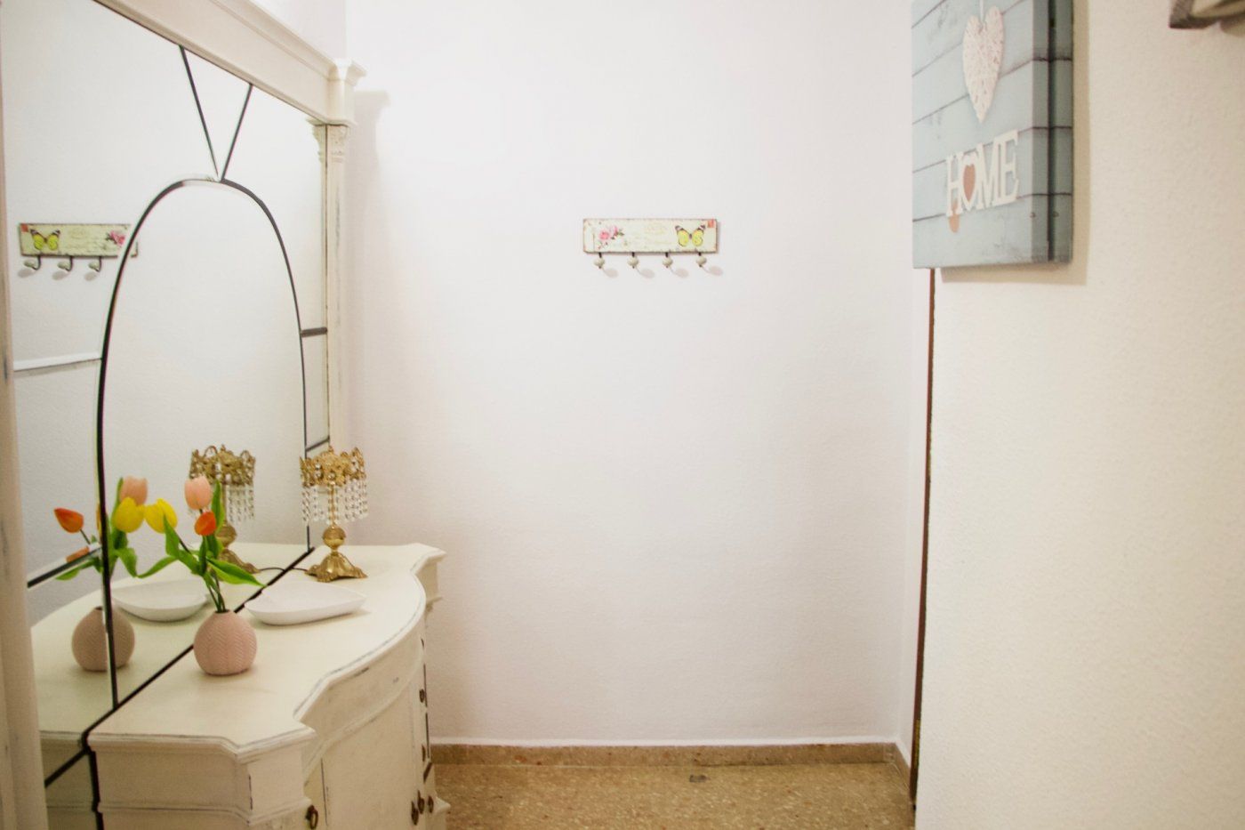 Dormitori de Apartament de lloguer en Moncada amb Aire condicionat, Balcó i Alarma