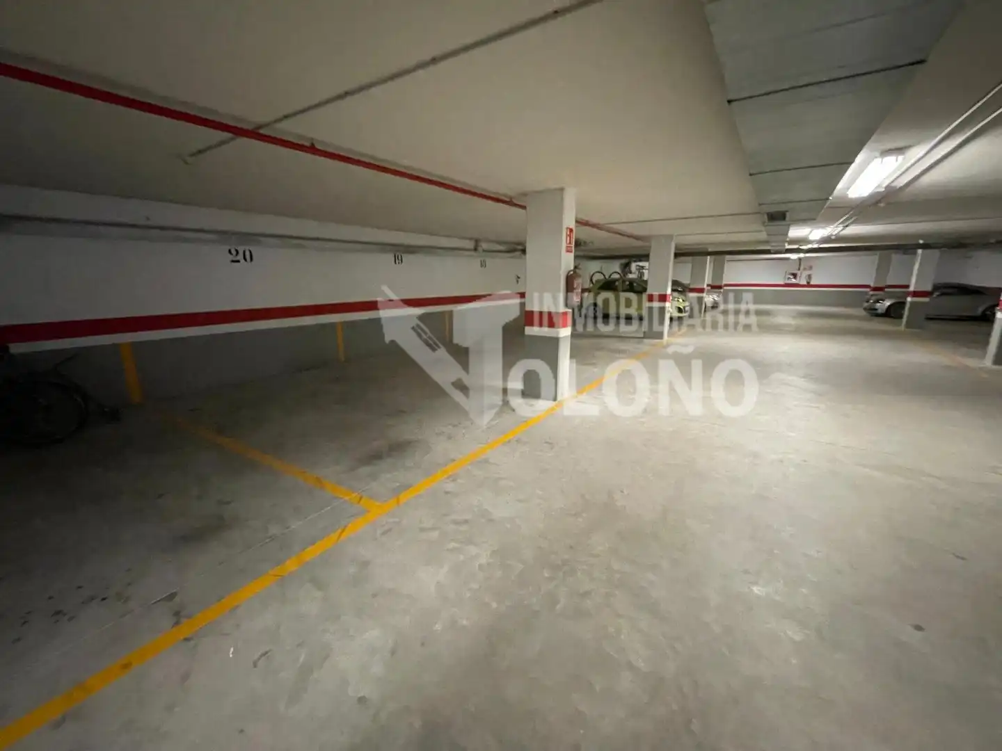 Aparcament de Apartament en venda en Cuzcurrita de Río Tirón amb Calefacció, Terrassa i Traster