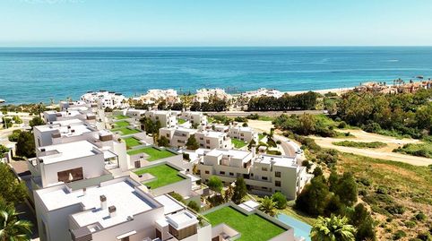Apartamentos de 4 dormitorios con amplia terraza a 250 m de la playa en Casares, imatge 2