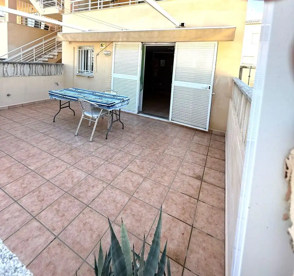Terrace of Ground floor for sale in Oliva  with Terrace