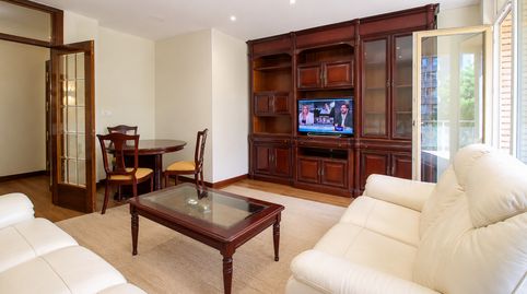 Foto 4 von Wohnung zur Miete in Paseo de Altamira, Los Castros, Santander