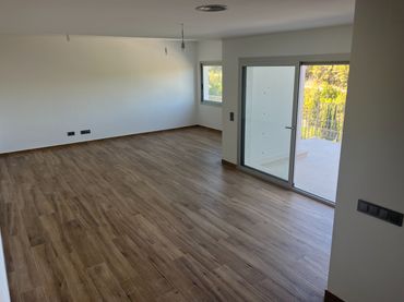Villa con balcone in vendita a Carrer Montrodo 22