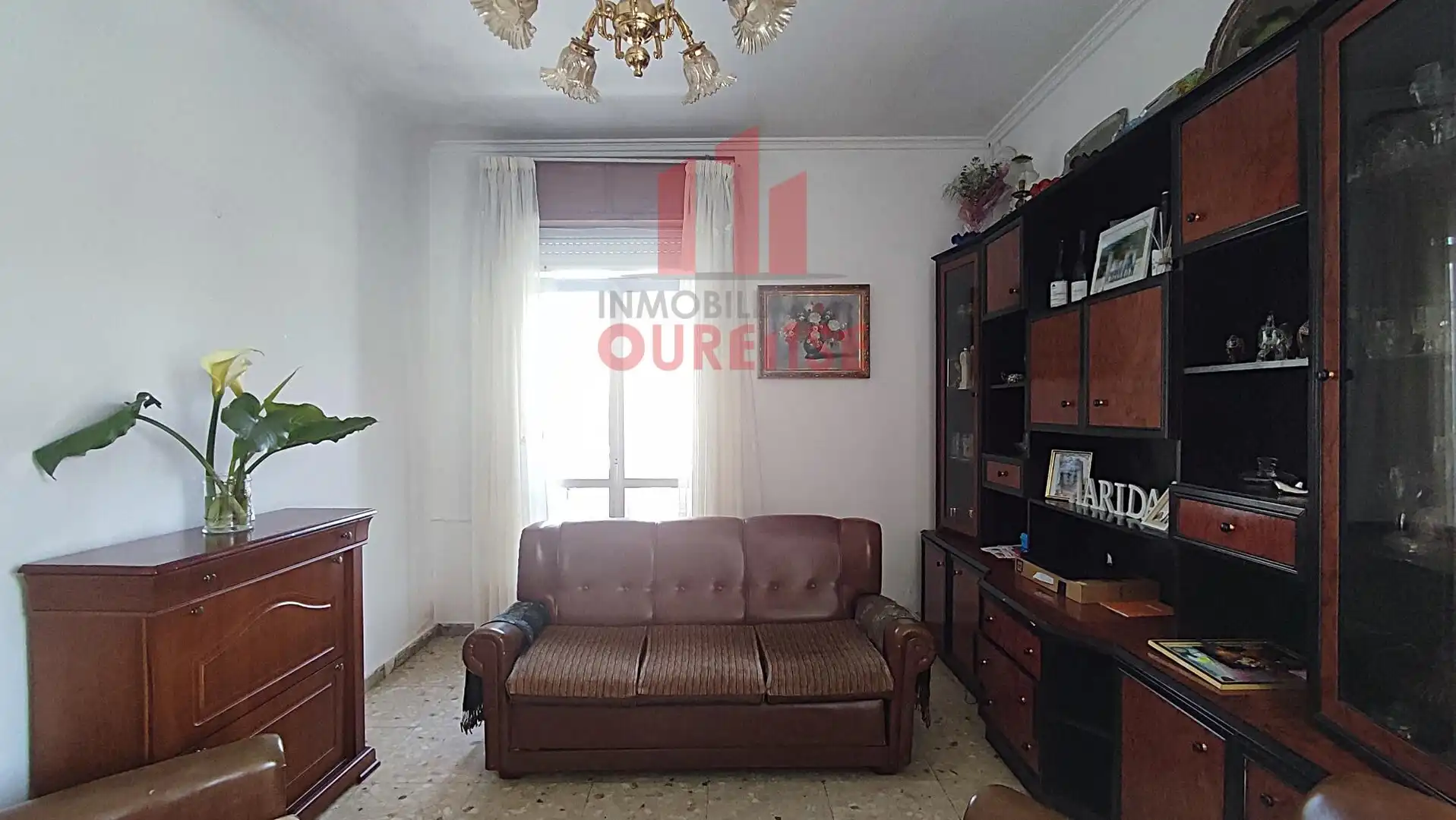 Sala d'estar de Casa o xalet en venda en Ourense Capital  amb Calefacció i Balcó