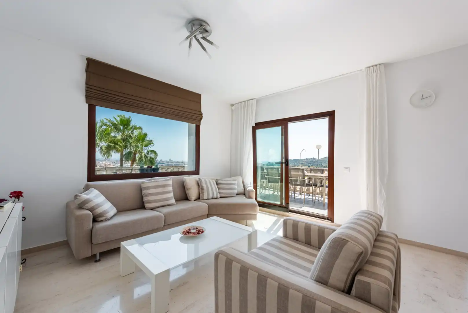 Living room of Houses for sale in Mijas  with Terrace, Swimming Pool and Furnished