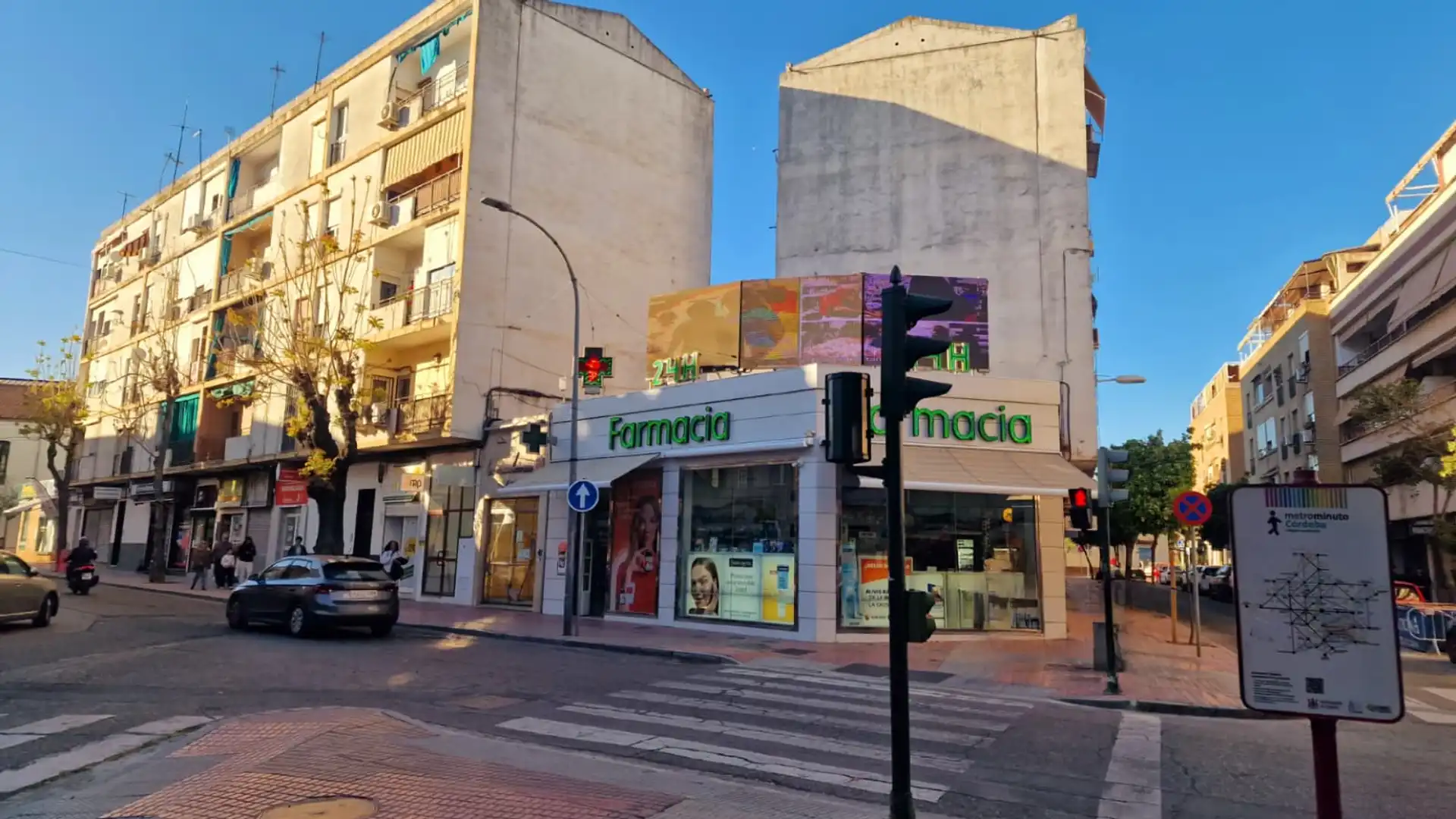 Vista exterior de Local en venta en  Córdoba Capital