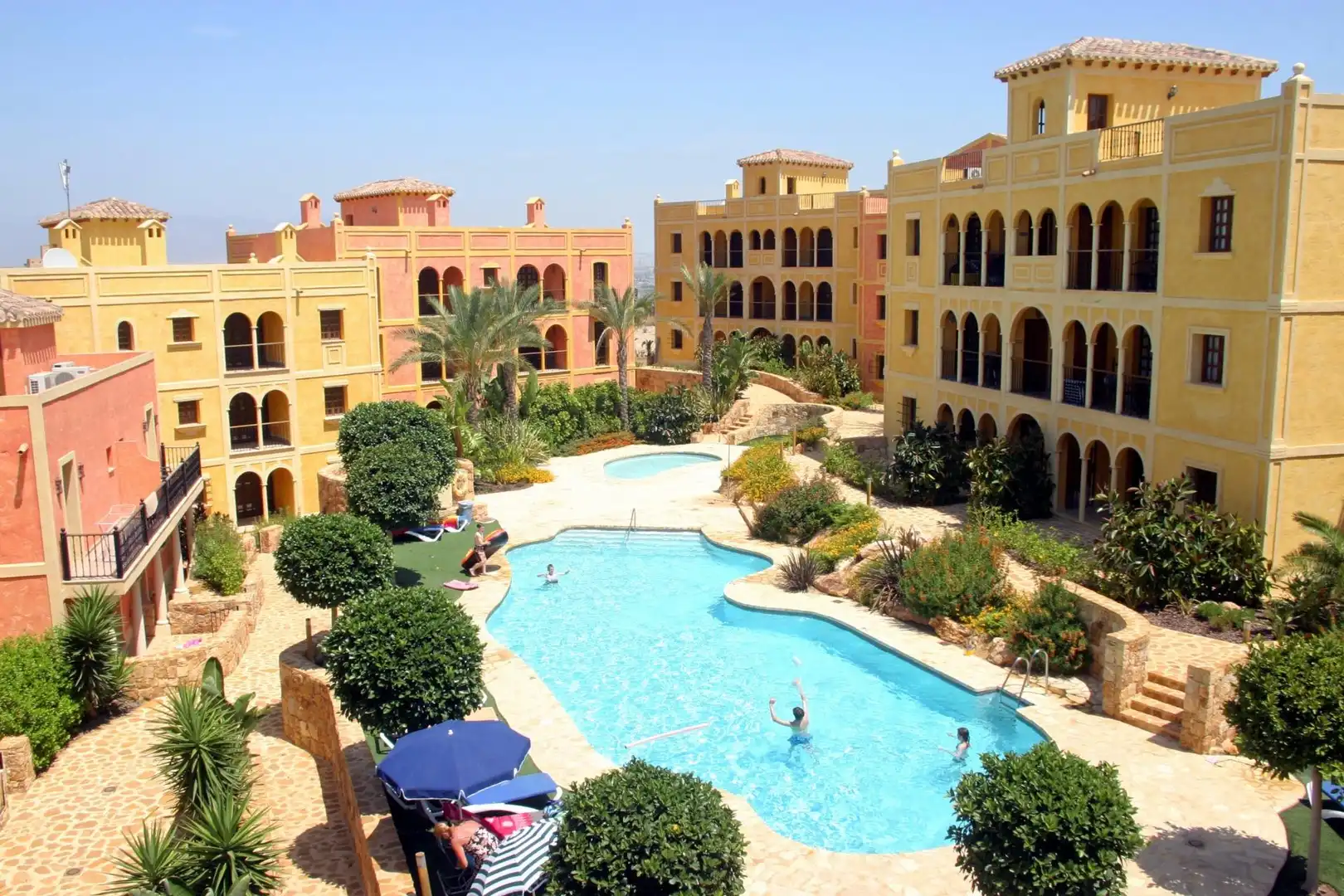 Exterior view of Flat for sale in Cuevas del Almanzora  with Swimming Pool