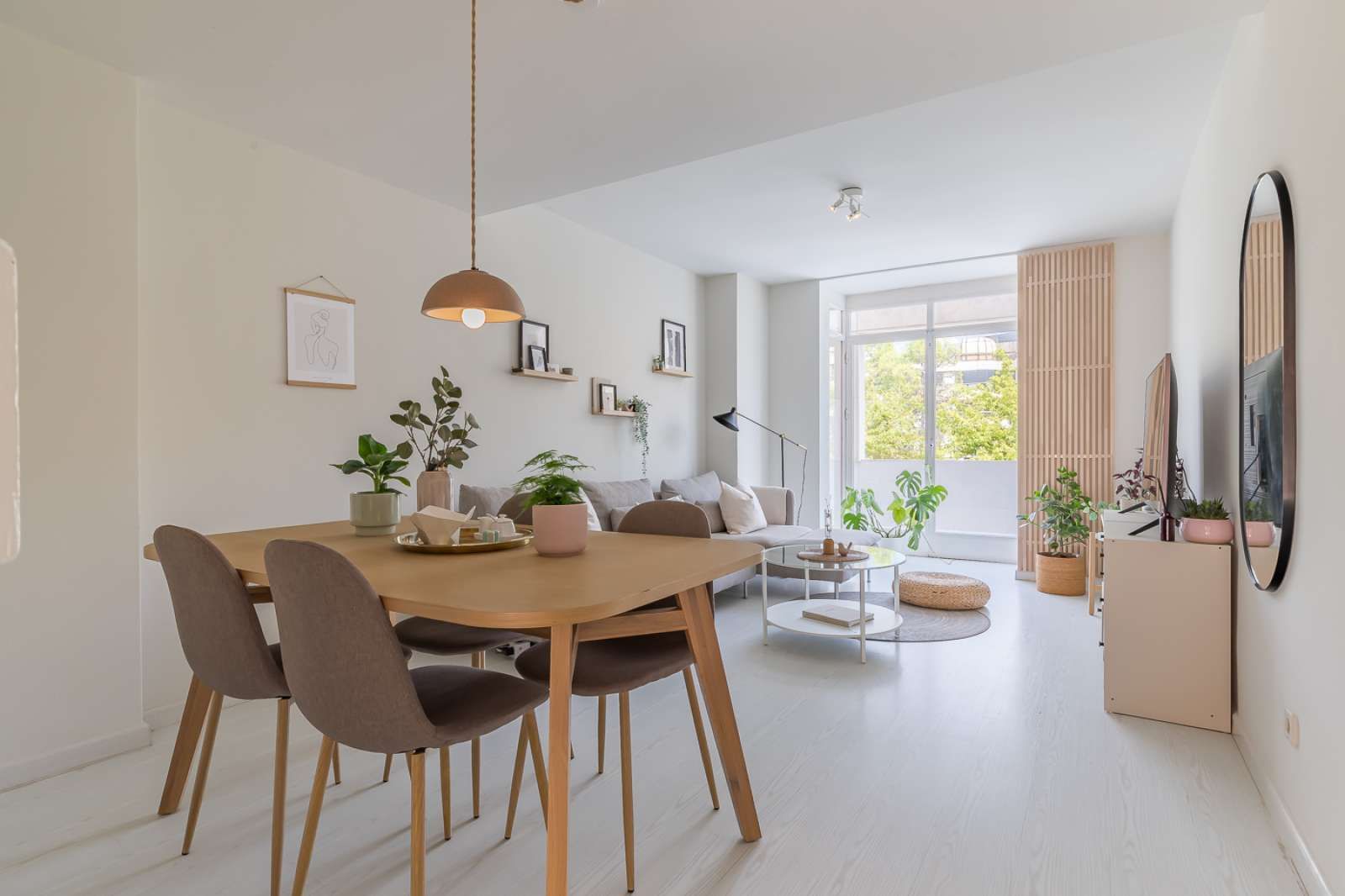 Wohnzimmer von Wohnungen zur untervermieten in  Madrid Capital mit Klimaanlage, Terrasse und Möbliert