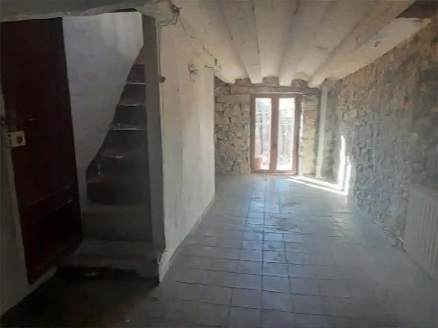 Casa adosada en venda en Puertomingalvo