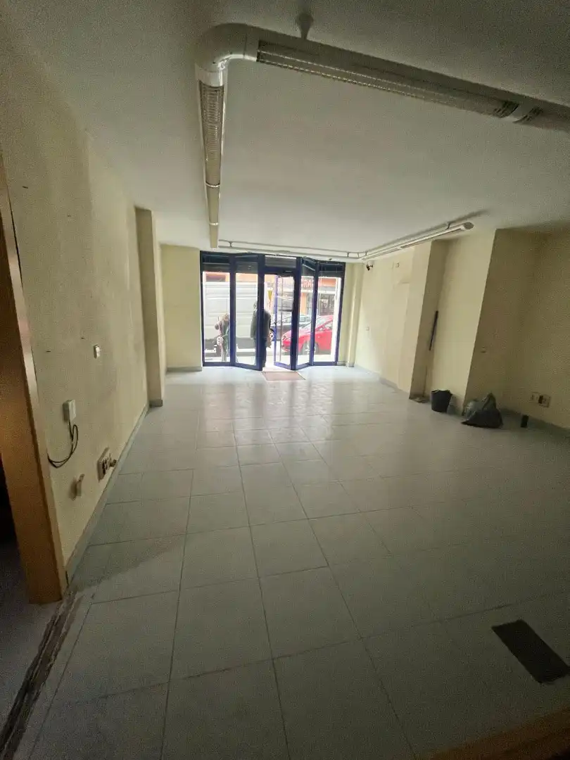 Local comercial en venda a Carrer de Mossèn Andreu, imagen 16