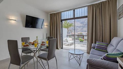 Foto 5 de Apartamento en venta en Avenida Jose Gonzalez Forte, Acantilados de Los Gigantes, Santiago del Teide